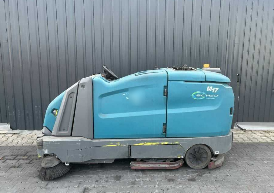 Tennant M17 - Aspirateur industriel: photos 2 Tennant M17 - Aspirateur industriel: photos 2