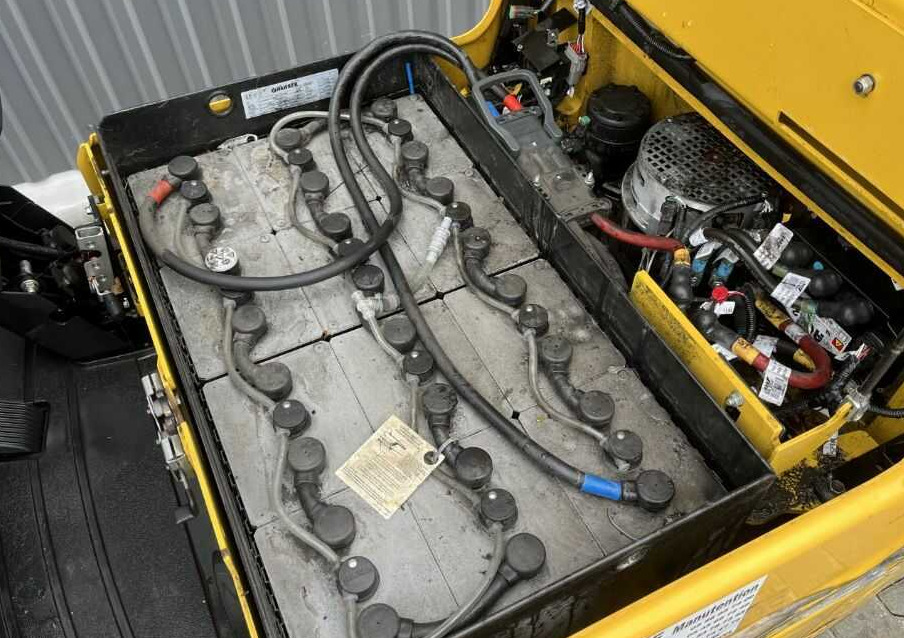 Yale ERP15VC - Chariot élévateur électrique: photos 5 Yale ERP15VC - Chariot élévateur électrique: photos 5