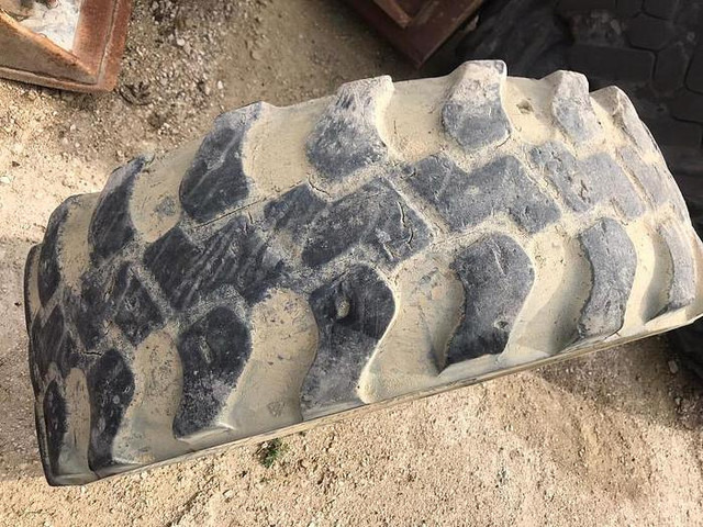 Alliance 315/R22.5 - Pneu: photos 5 Alliance 315/R22.5 - Pneu: photos 5