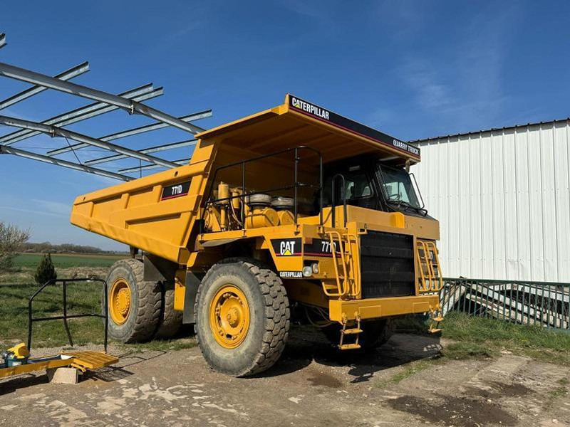 Caterpillar 771D - Tombereau: photos 2 Caterpillar 771D - Tombereau: photos 2