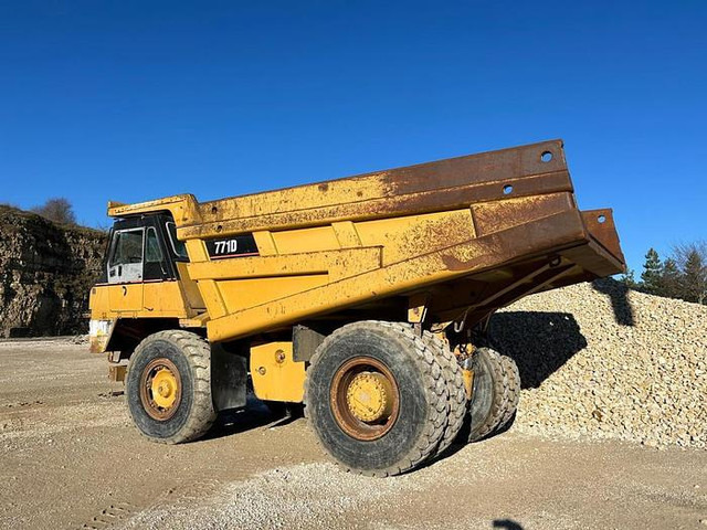 Caterpillar 771D - Tombereau: photos 5 Caterpillar 771D - Tombereau: photos 5