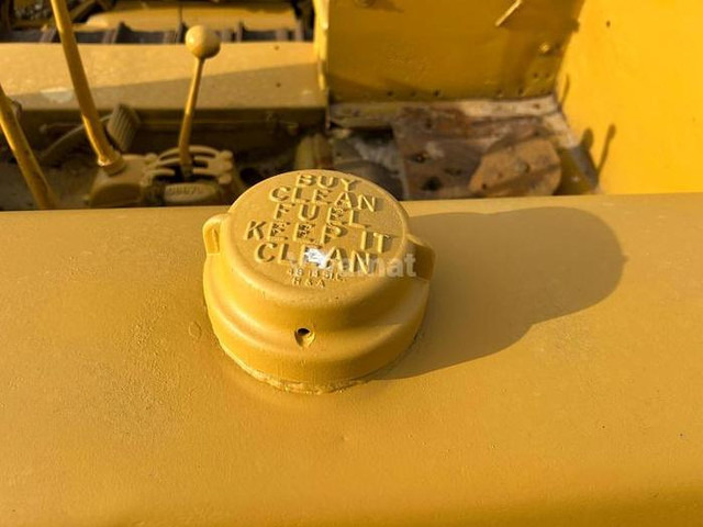 Caterpillar D4 - - Bulldozer: photos 3 Caterpillar D4 - - Bulldozer: photos 3