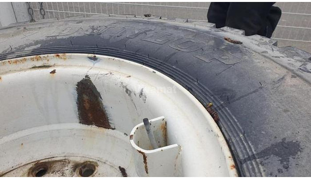 DUNLOP 12.00R20 SP931 - Pneus et jantes: photos 2 DUNLOP 12.00R20 SP931 - Pneus et jantes: photos 2