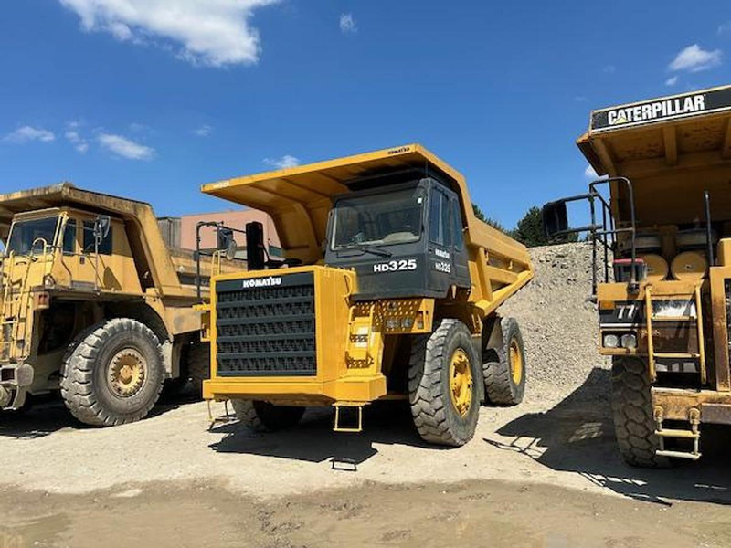 Komatsu HD325-6KE - Tombereau: photos 2 Komatsu HD325-6KE - Tombereau: photos 2