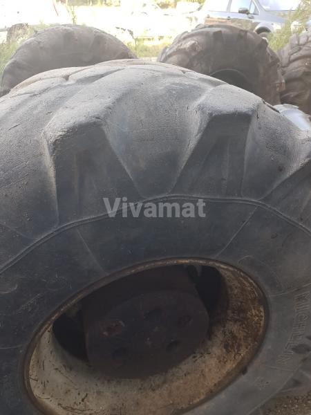MICHELIN 18R19.5XF - Roue complète pour Engins de chantier: photos 1 MICHELIN 18R19.5XF - Roue complète pour Engins de chantier: photos 1