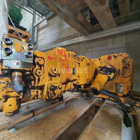 Liebherr 922 - Pièces de rechange: photos 2 Liebherr 922 - Pièces de rechange: photos 2