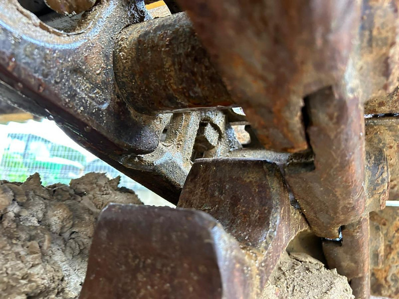 Liebherr R954 - Pièces de rechange pour Pelle sur chenille: photos 5 Liebherr R954 - Pièces de rechange pour Pelle sur chenille: photos 5