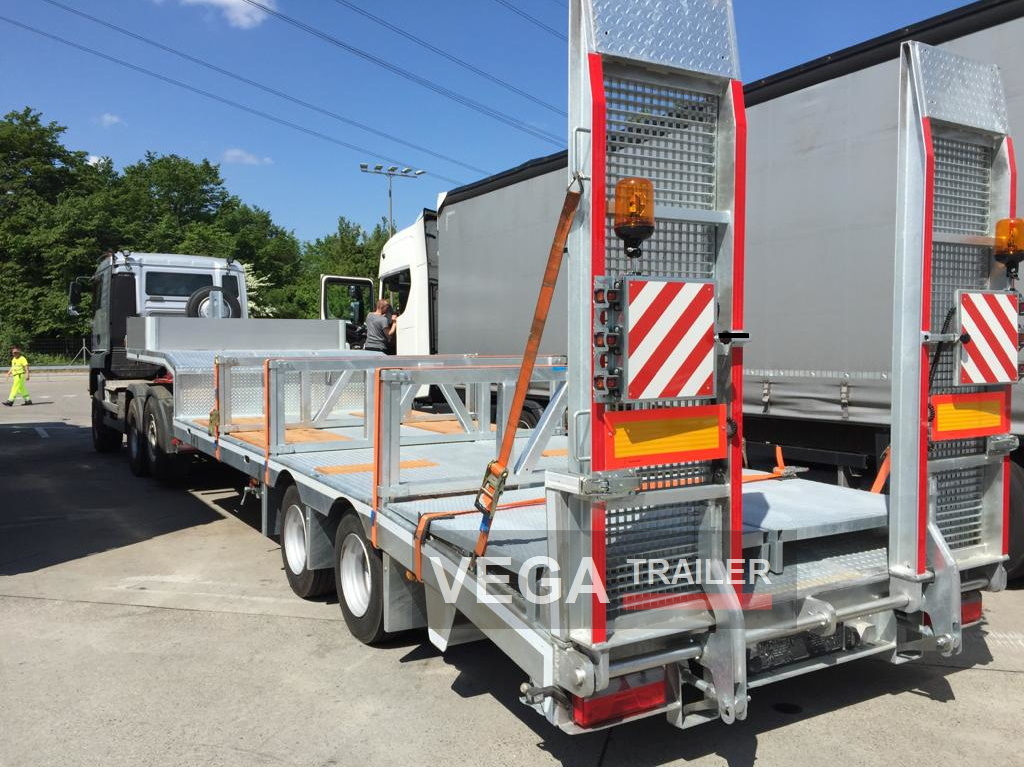 2 Axle Lowloader - Semi-remorque surbaissé: photos 1 2 Axle Lowloader - Semi-remorque surbaissé: photos 1