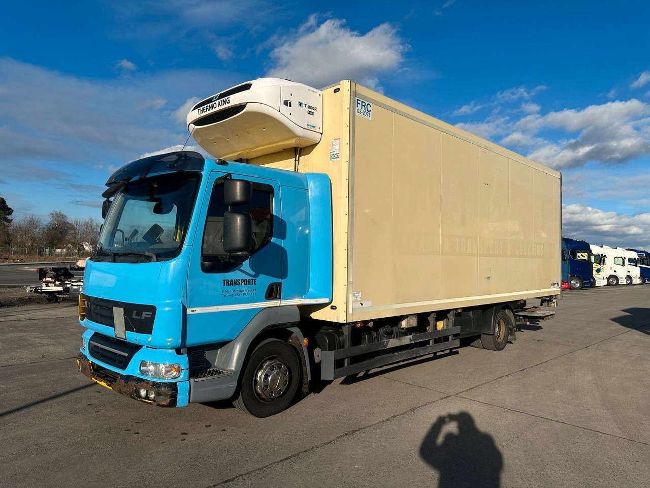 DAF LF 45.250 * THERMO-KING * AUTOMATIK * SCHMITZ * - Camion frigorifique: photos 3 DAF LF 45.250 * THERMO-KING * AUTOMATIK * SCHMITZ * - Camion frigorifique: photos 3