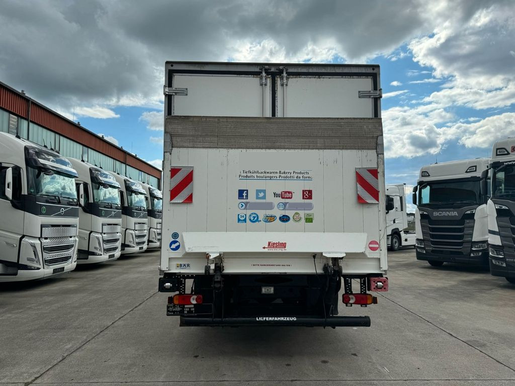 Iveco 75E18 * EEV * THERMO-KING * LBW 1 TON * KLIMA * - Camion frigorifique: photos 5 Iveco 75E18 * EEV * THERMO-KING * LBW 1 TON * KLIMA * - Camion frigorifique: photos 5