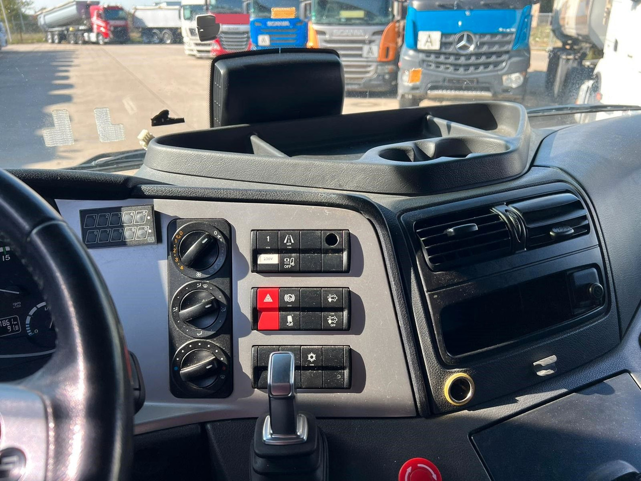 Camion fourgon Mercedes-Benz ATEGO 1530 * SCHLAFKABINE * STANDKLIMA*LBW 2 TON: photos 14