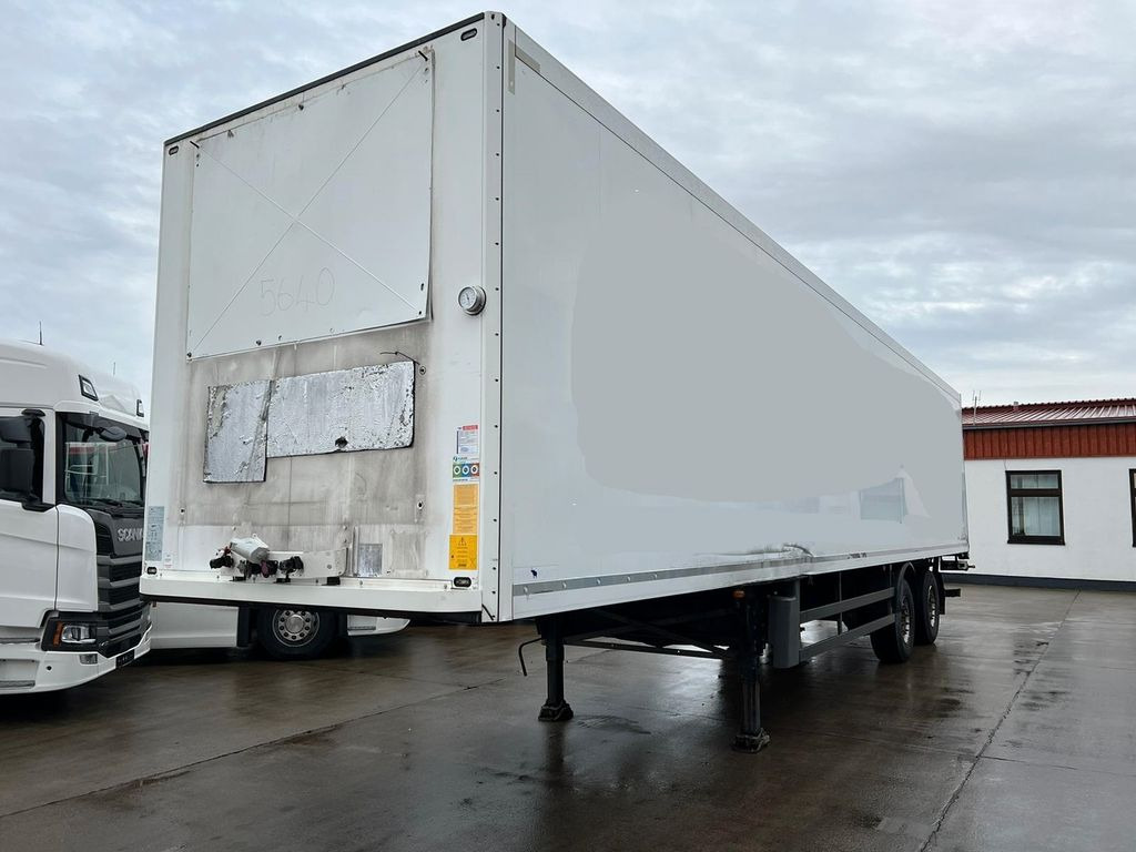Schmitz Cargobull SKO24 * 2 ACHS * KOFFER * LIFT/LENKACHSE *LBW 2T - Semi-remorque fourgon: photos 1 Schmitz Cargobull SKO24 * 2 ACHS * KOFFER * LIFT/LENKACHSE *LBW 2T - Semi-remorque fourgon: photos 1