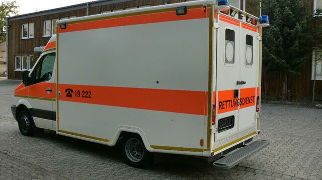Mercedes-Benz Sprinter 516 CDI /on Stock / Mercedes-Benz Sprinter 516 CDI /on Stock / - Ambulance: photos 5 Mercedes-Benz Sprinter 516 CDI /on Stock / Mercedes-Benz Sprinter 516 CDI /on Stock / - Ambulance: photos 5