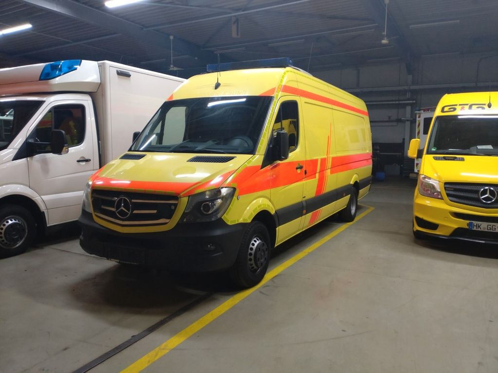 Mercedes-Benz Sprinter ITW RTW 519 2x on Stock Mercedes-Benz Sprinter ITW RTW 519 2x on Stock - Ambulance: photos 2 Mercedes-Benz Sprinter ITW RTW 519 2x on Stock Mercedes-Benz Sprinter ITW RTW 519 2x on Stock - Ambulance: photos 2