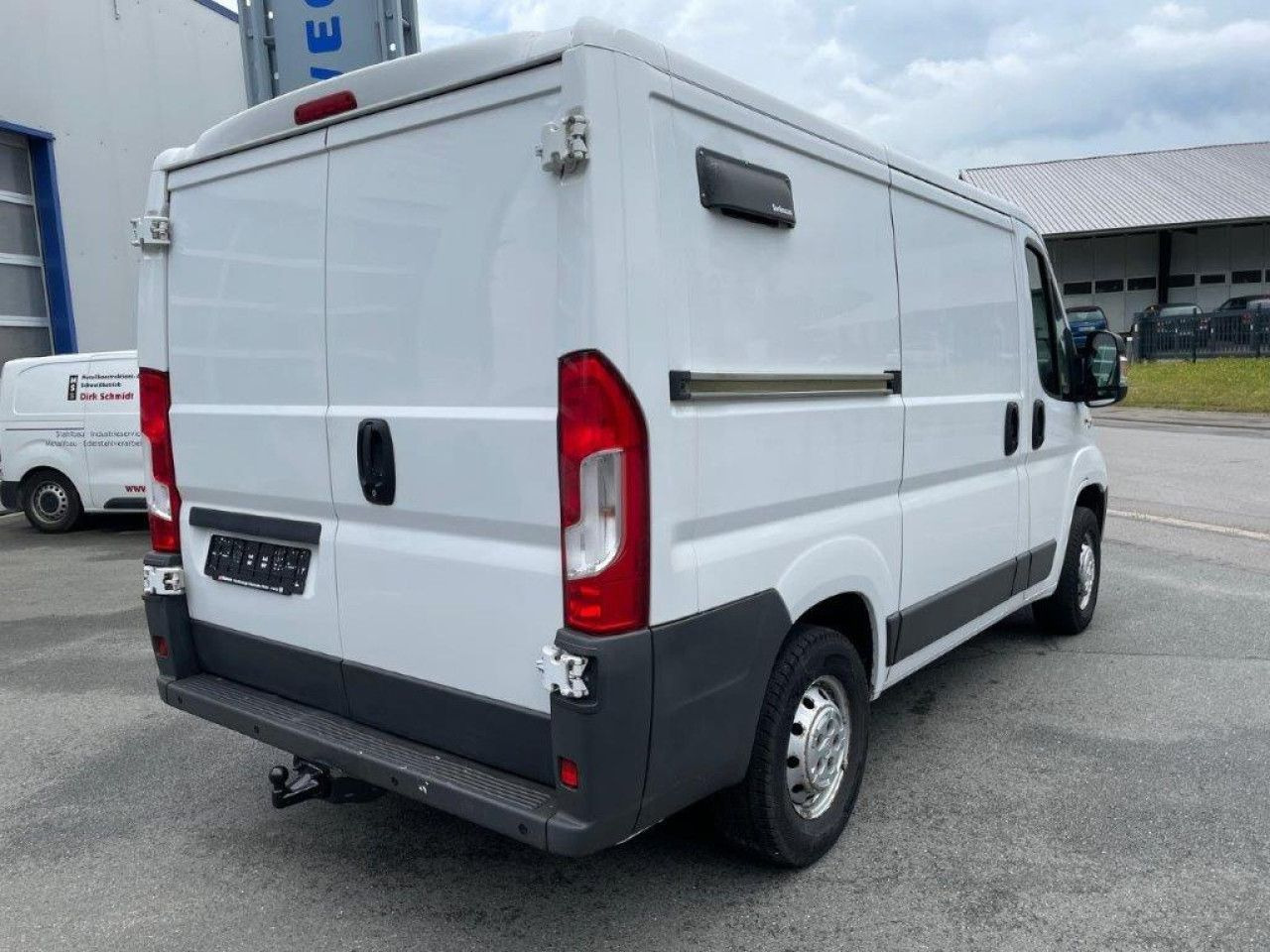 Fiat Ducato 30 130 M-Jet L1H1 Euro6 Klima AHK ZV - Fourgonnette: photos 3 Fiat Ducato 30 130 M-Jet L1H1 Euro6 Klima AHK ZV - Fourgonnette: photos 3