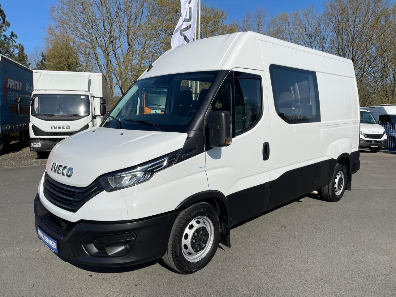 Iveco Daily 35S16A8 CRV MY22 Euro6 Klima AHK Navi ZV - Fourgon utilitaire: photos 1 Iveco Daily 35S16A8 CRV MY22 Euro6 Klima AHK Navi ZV - Fourgon utilitaire: photos 1