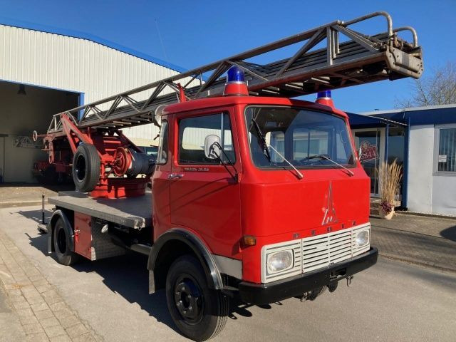 Magirus-Deutz K.H.D. 70D6F "Eicher" - Camion de pompier: photos 2 Magirus-Deutz K.H.D. 70D6F "Eicher" - Camion de pompier: photos 2