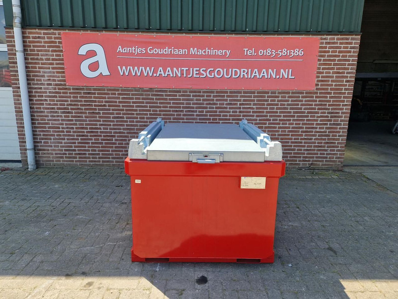 IBC Diesel tank - Cuve de stockage: photos 1 IBC Diesel tank - Cuve de stockage: photos 1