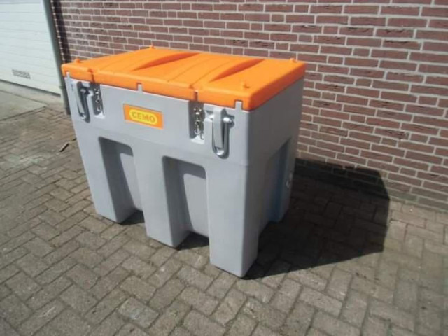 Kunststof dieseltank - Camion citerne: photos 1 Kunststof dieseltank - Camion citerne: photos 1