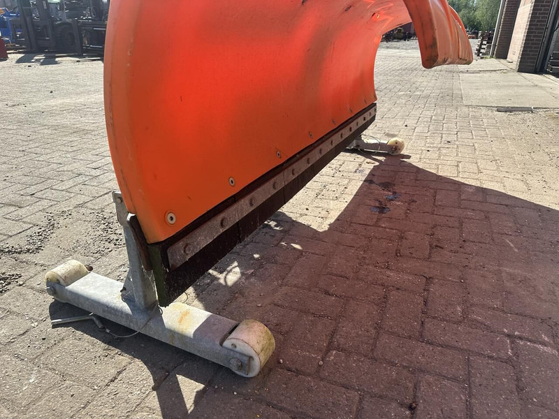 NIDO  - Lame à neige: photos 4 NIDO  - Lame à neige: photos 4