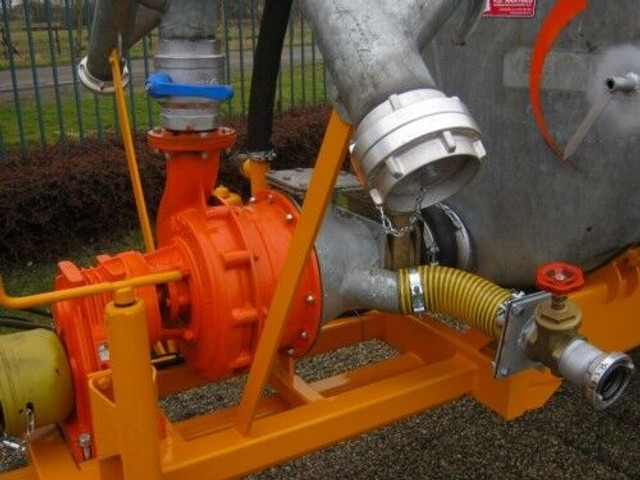 Onbekend - Epandeur à fumier: photos 3 Onbekend - Epandeur à fumier: photos 3