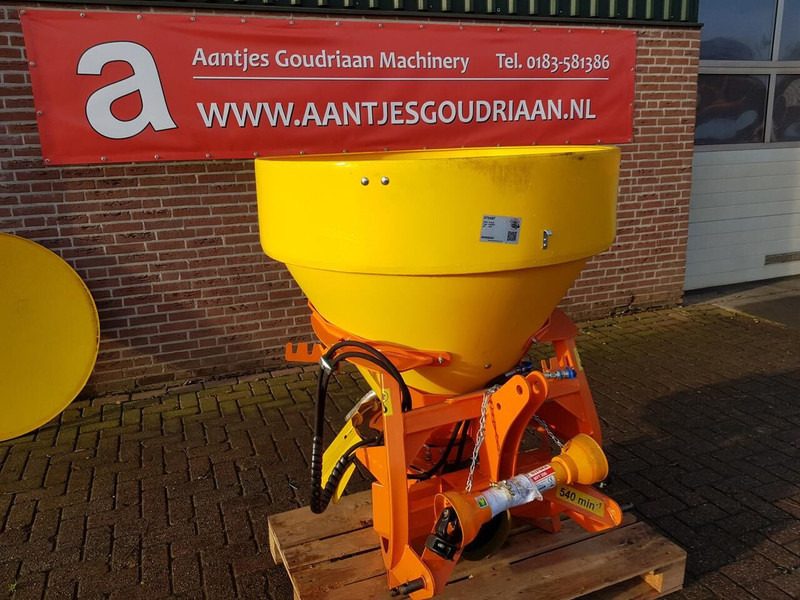 Pronar PS250M - Epandeur de sable: photos 3 Pronar PS250M - Epandeur de sable: photos 3