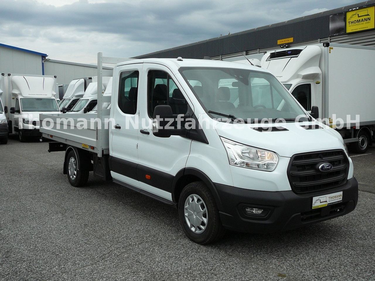 Ford Transit Pritsche Doppelkabine Ford Transit Pritsche Doppelkabine - Utilitaire plateau: photos 2 Ford Transit Pritsche Doppelkabine Ford Transit Pritsche Doppelkabine - Utilitaire plateau: photos 2