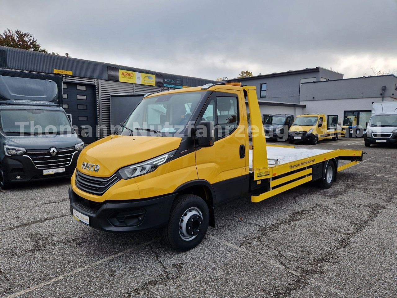 Iveco DAILY 70C18 Festplateau Alu Premium Navi ACC - Remorqueuse: photos 2 Iveco DAILY 70C18 Festplateau Alu Premium Navi ACC - Remorqueuse: photos 2