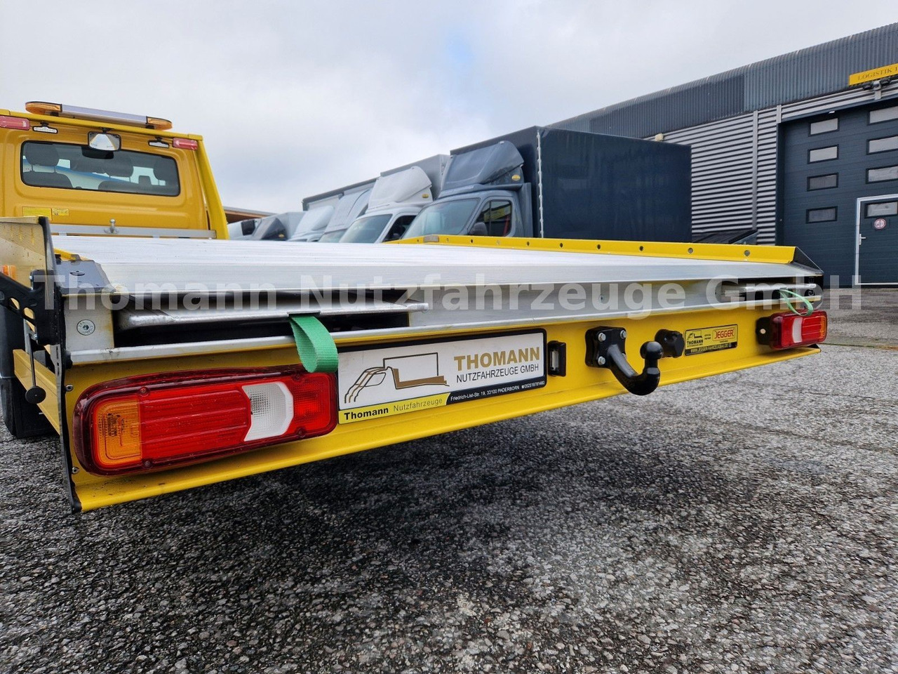 Iveco DAILY 70C18 Festplateau Alu Premium Navi ACC - Remorqueuse: photos 5 Iveco DAILY 70C18 Festplateau Alu Premium Navi ACC - Remorqueuse: photos 5