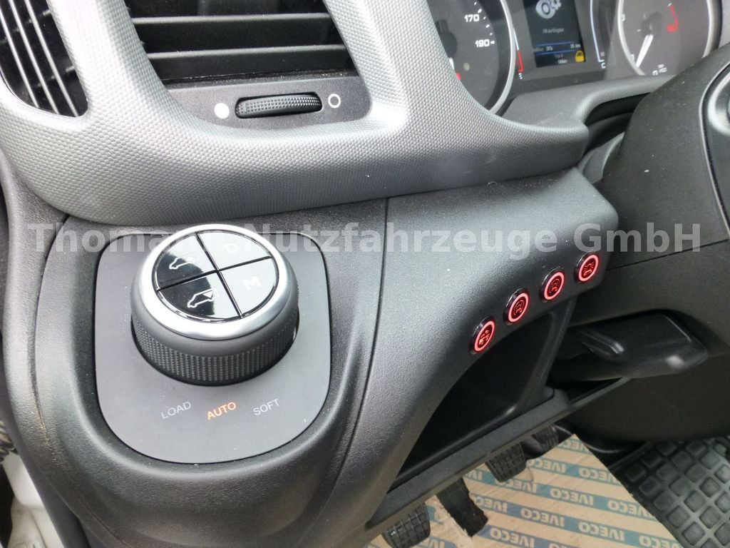 Remorqueuse, Véhicule utilitaire neuf Iveco DAILY 72C18 Schiebeplateu Luftfed Navi: photos 25 Remorqueuse, Véhicule utilitaire neuf Iveco DAILY 72C18 Schiebeplateu Luftfed Navi: photos 25