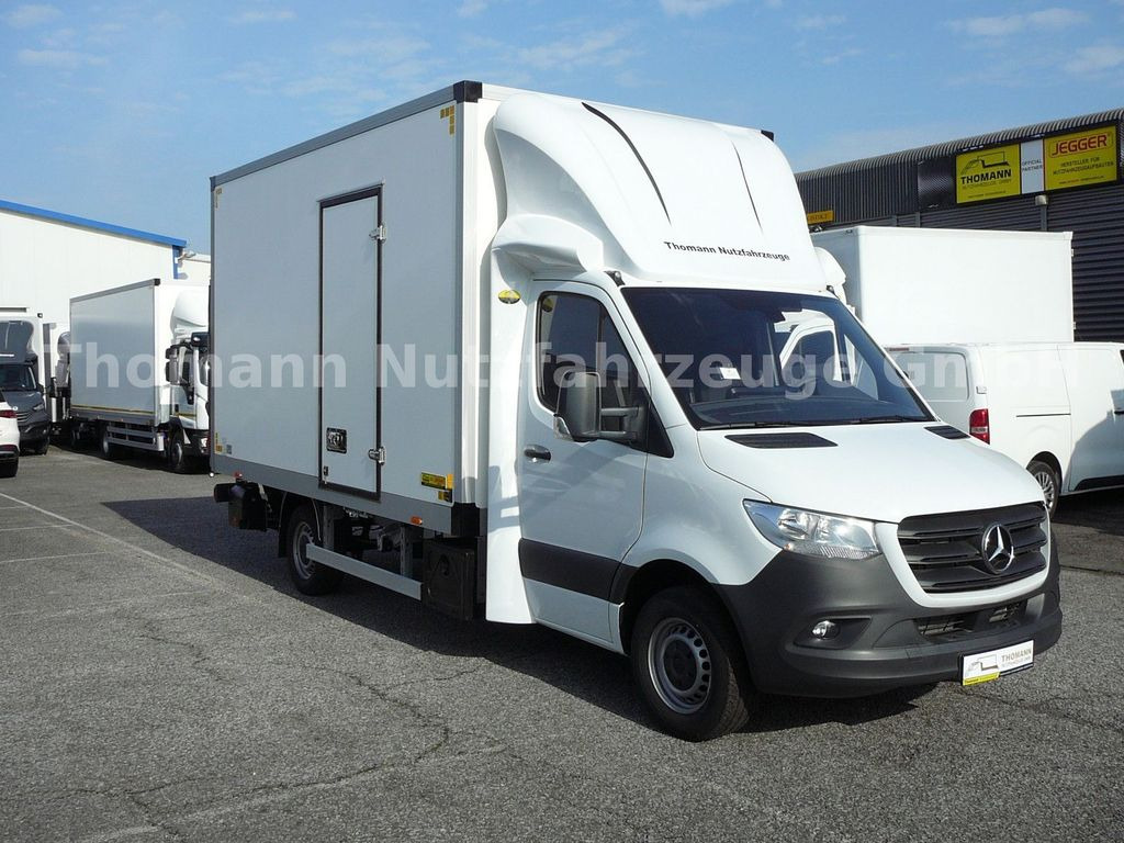 Mercedes-Benz Sprinter 317 CDI Koffer LBW - Fourgon grand volume: photos 1 Mercedes-Benz Sprinter 317 CDI Koffer LBW - Fourgon grand volume: photos 1