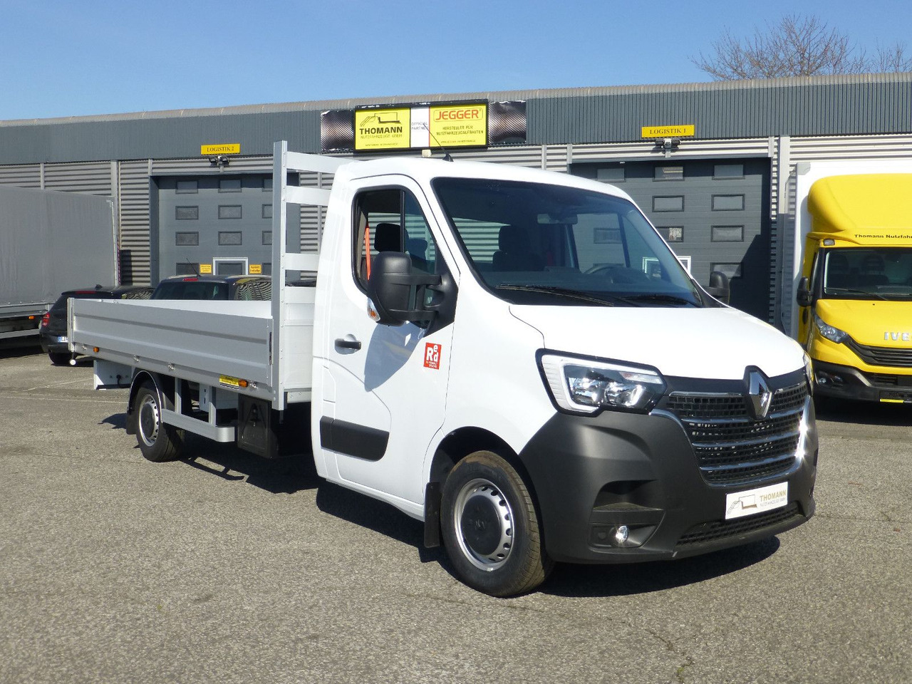 Renault Master by Trucks Pritsche offen Vollalu - Utilitaire plateau: photos 2 Renault Master by Trucks Pritsche offen Vollalu - Utilitaire plateau: photos 2