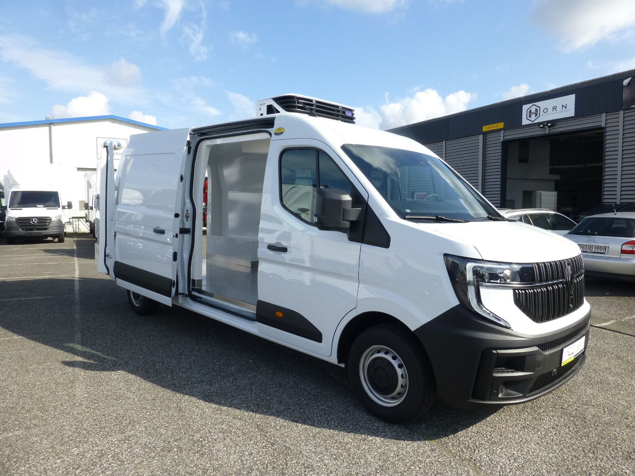 Renault NEW Master Kühlkastenwagen Xarios 300 GH - Utilitaire frigorifique: photos 2 Renault NEW Master Kühlkastenwagen Xarios 300 GH - Utilitaire frigorifique: photos 2