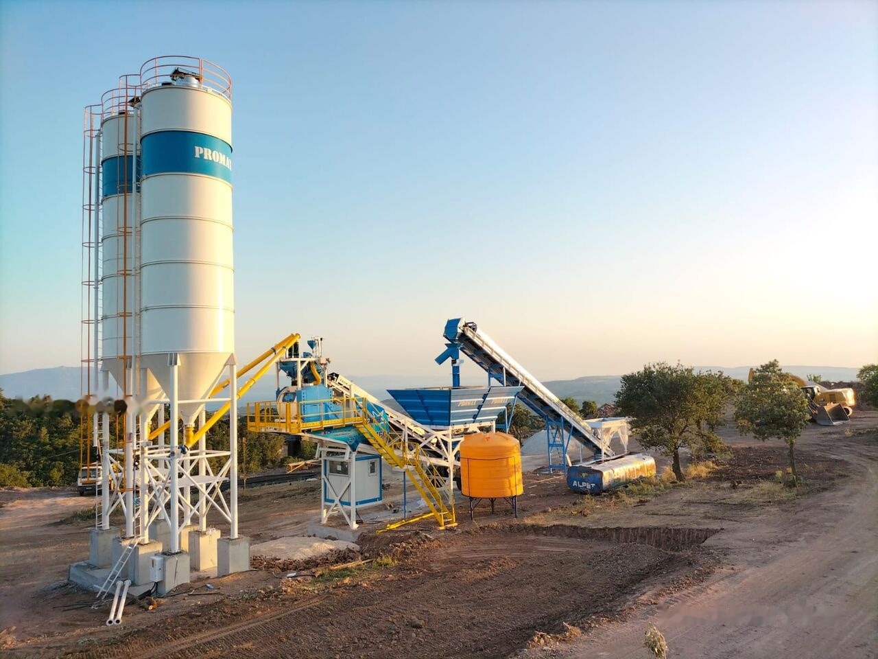 Centrale à béton neuf Promax Mobile Concrete Batching Plant PROMAX M60-SNG (60m3/h): photos 5