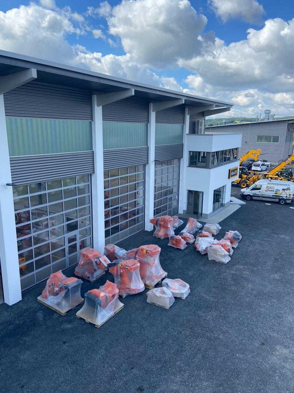 Westtech W600 W820 W1000 W1350 W1800 Spaltzange Westtech W600 W820 W1000 W1350 W1800 Spaltzange - Accessoire pour Matériel forestier: photos 2 Westtech W600 W820 W1000 W1350 W1800 Spaltzange Westtech W600 W820 W1000 W1350 W1800 Spaltzange - Accessoire pour Matériel forestier: photos 2