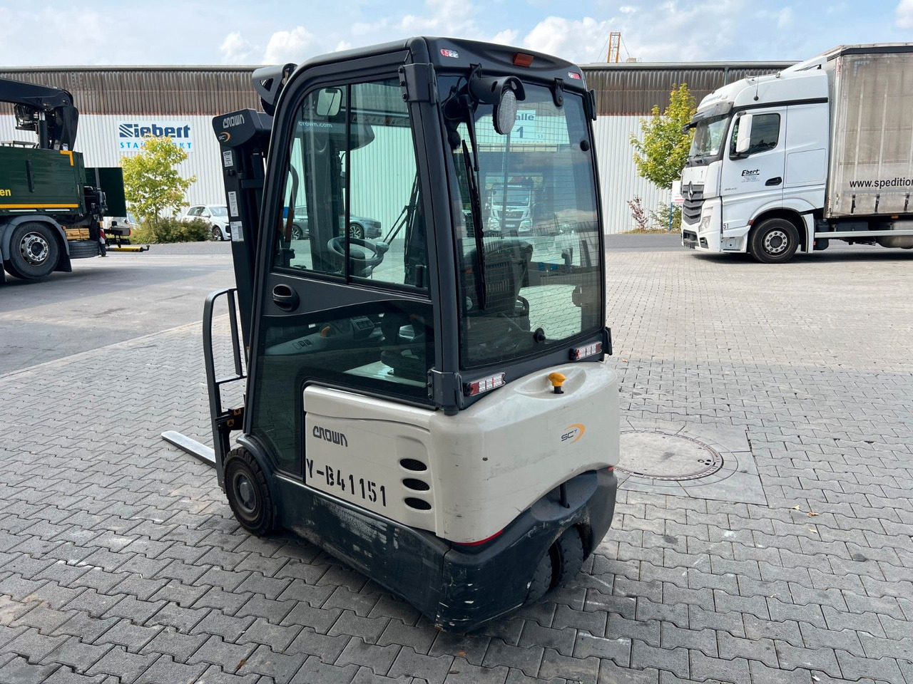 Crown SCT6020-1.3 / Triplex 4,3m / 1.227h / 2017 - Chariot élévateur électrique: photos 5 Crown SCT6020-1.3 / Triplex 4,3m / 1.227h / 2017 - Chariot élévateur électrique: photos 5