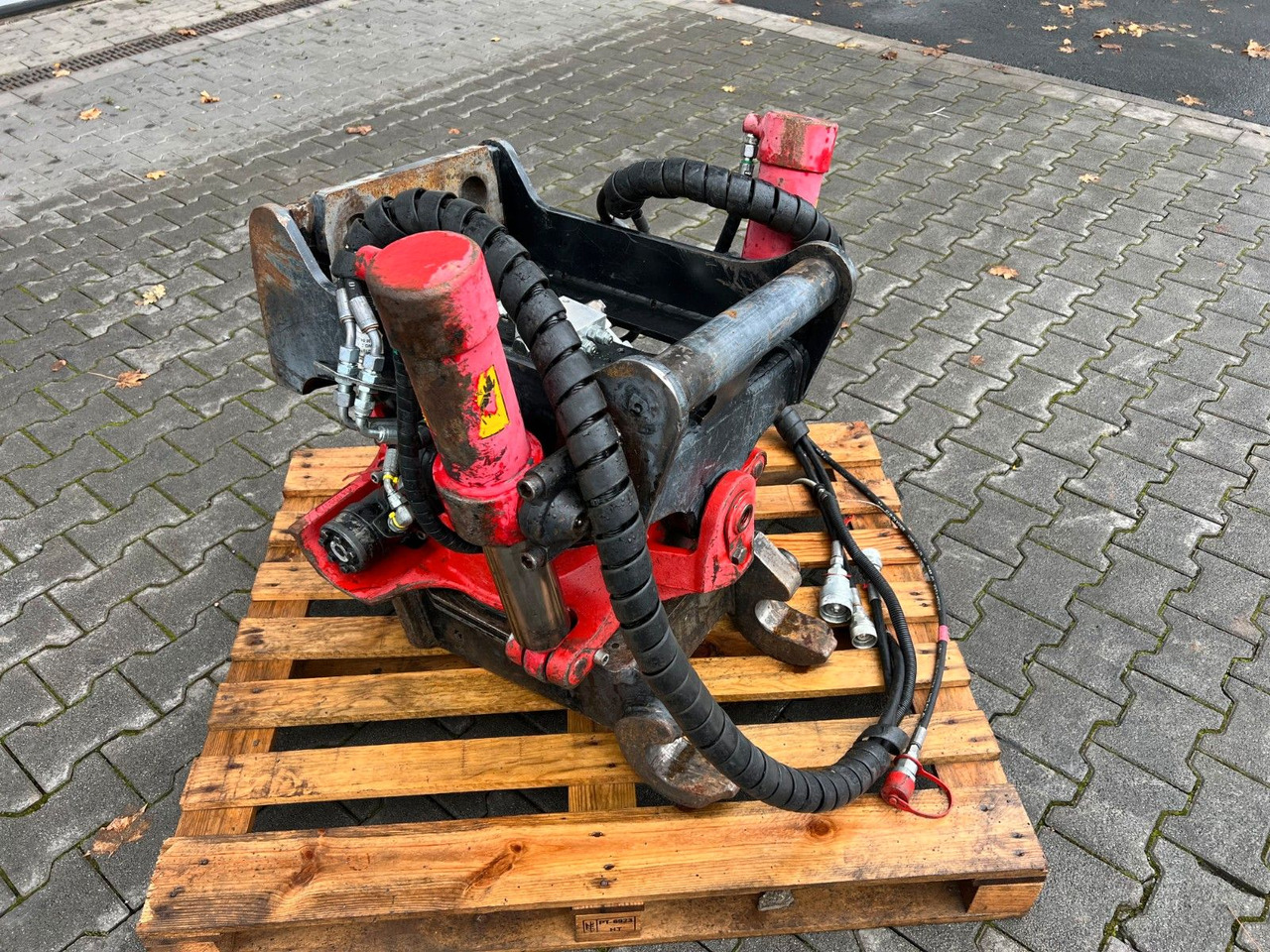 Indexator RT40 / Rototilt R4 / MS10 Sandwich - Tiltrotator: photos 3 Indexator RT40 / Rototilt R4 / MS10 Sandwich - Tiltrotator: photos 3