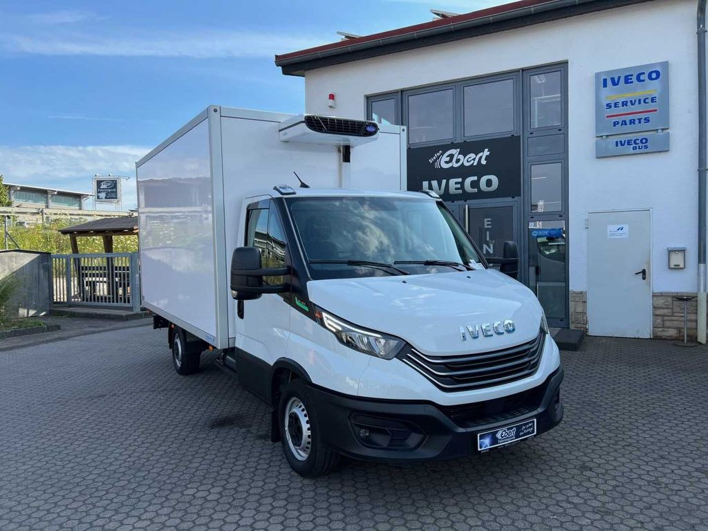 Iveco 35S14 A8 CNG Koffer *3-Sitze*Klima*Automatik* - Utilitaire frigorifique: photos 1 Iveco 35S14 A8 CNG Koffer *3-Sitze*Klima*Automatik* - Utilitaire frigorifique: photos 1