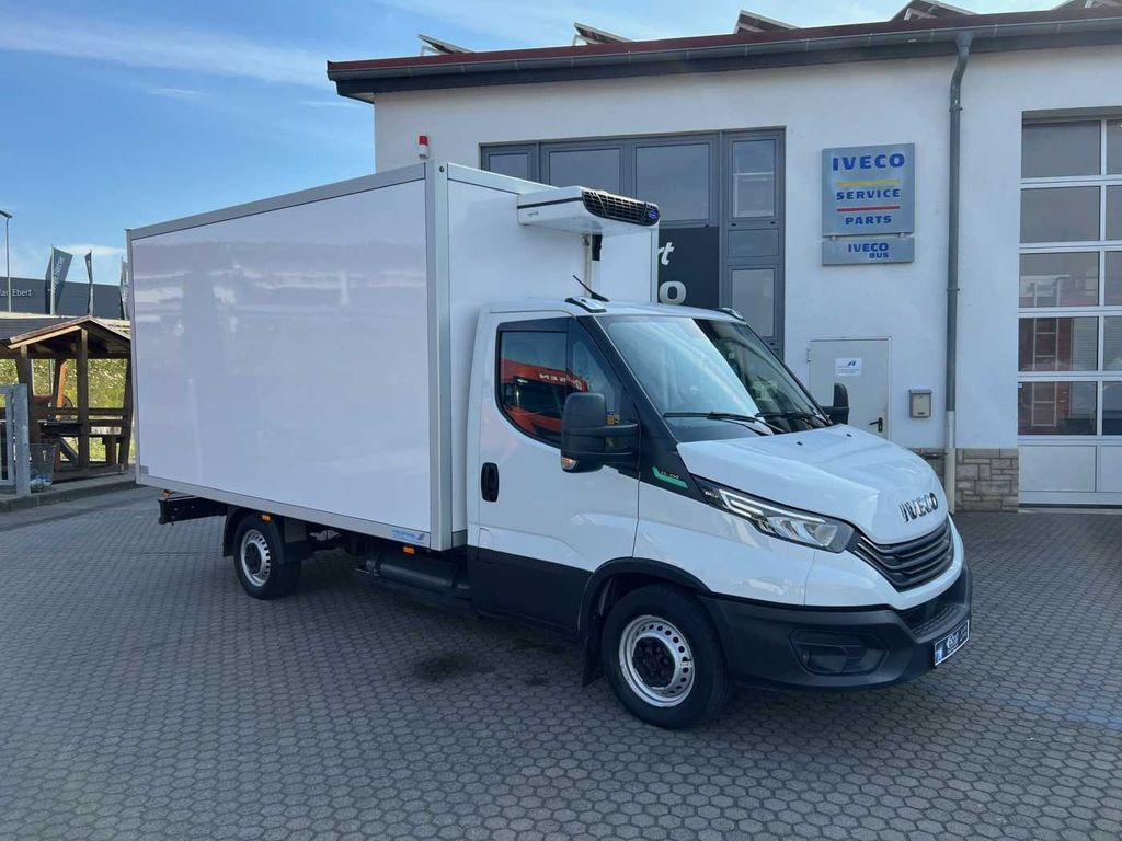 Iveco 35S14 A8 CNG Koffer *3-Sitze*Klima*Automatik* - Utilitaire frigorifique: photos 2 Iveco 35S14 A8 CNG Koffer *3-Sitze*Klima*Automatik* - Utilitaire frigorifique: photos 2