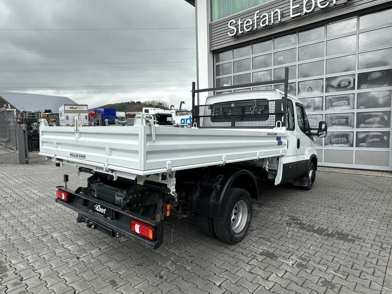 Iveco 70C18H 3-S.Kipper *R.3750mm*7Sitze*AHK* en leasing occasion Iveco 70C18H 3-S.Kipper *R.3750mm*7Sitze*AHK*: photos 6