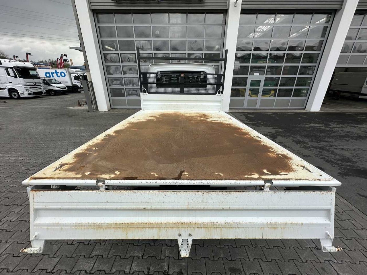 Iveco 70C18H 3-S.Kipper *R.3750mm*7Sitze*AHK* - Utilitaire benne: photos 5 Iveco 70C18H 3-S.Kipper *R.3750mm*7Sitze*AHK* - Utilitaire benne: photos 5