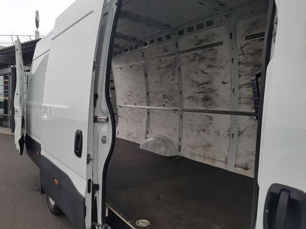 Fourgon utilitaire Iveco Daily 35 S 16 V *Klima*L4.100mm* Iveco Daily 35 S 16 V *Klima*L4.100mm*: photos 8