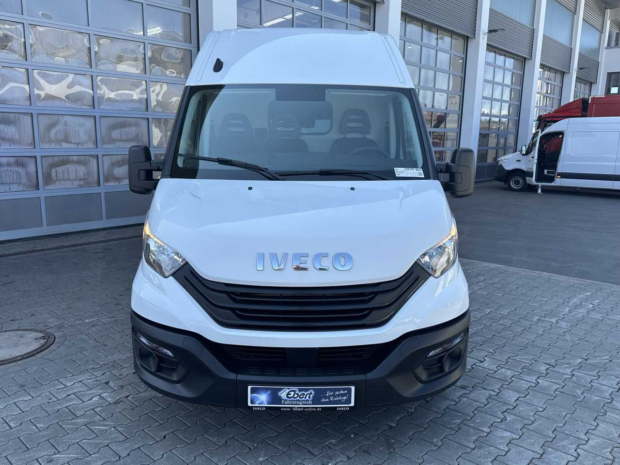 Iveco Daily 35S16 A8 *Klima*Radstand4.100mm* - Fourgon utilitaire: photos 2 Iveco Daily 35S16 A8 *Klima*Radstand4.100mm* - Fourgon utilitaire: photos 2