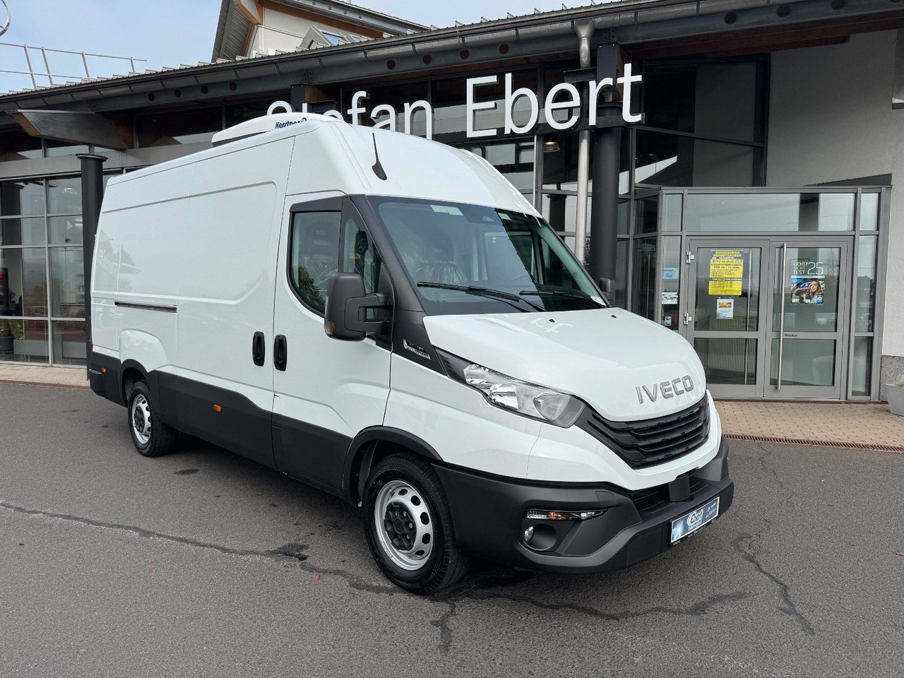 Iveco Daily 35S16 A8 *Standkühlung*Kamera*Automatik*3x - Utilitaire frigorifique: photos 1 Iveco Daily 35S16 A8 *Standkühlung*Kamera*Automatik*3x - Utilitaire frigorifique: photos 1