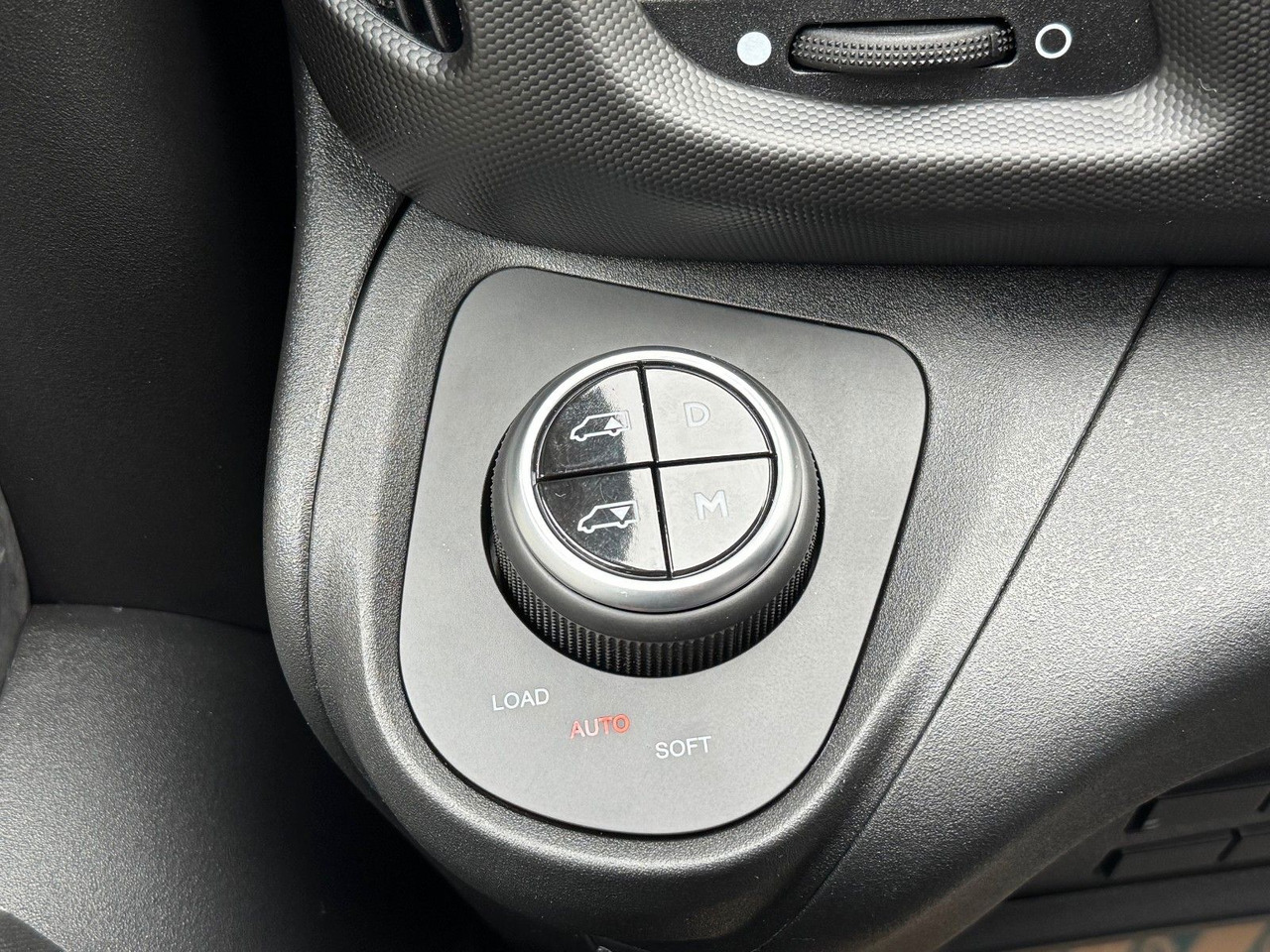 Fourgon utilitaire Iveco Daily 35S18HA8 3.0L *R3.520mm*AHK*2xSchiebetür*: photos 21