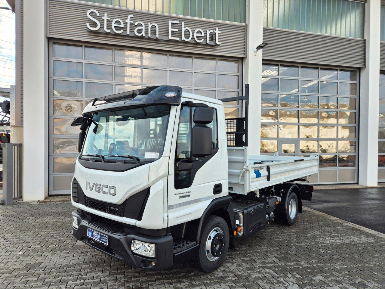 Iveco Eurocargo ML80E21 Meiller 2x AHK 3 Sitze Klima - Utilitaire benne: photos 2 Iveco Eurocargo ML80E21 Meiller 2x AHK 3 Sitze Klima - Utilitaire benne: photos 2