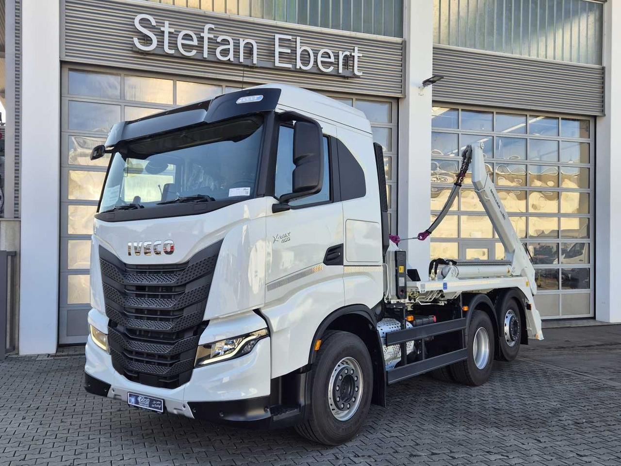 Iveco X-Way AS280X46Y/PS ON 6x2 Meiller AK16 Intarder - Camion benne: photos 1 Iveco X-Way AS280X46Y/PS ON 6x2 Meiller AK16 Intarder - Camion benne: photos 1