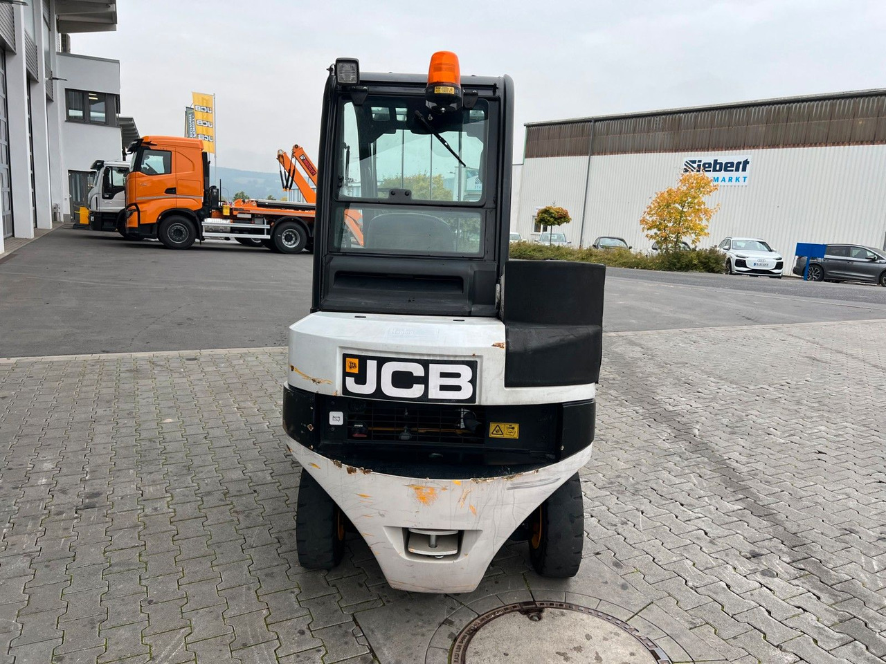 JCB TLT 30D 2WD / nur 1.948h! - Chariot télescopique: photos 5 JCB TLT 30D 2WD / nur 1.948h! - Chariot télescopique: photos 5
