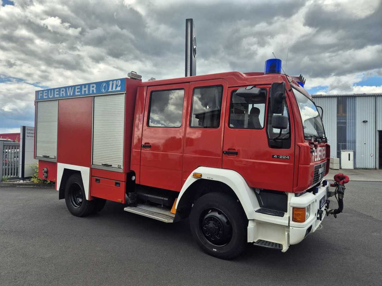 MAN 14.224 4x4 TLF 16/29 Tanklöschfahrzeug Feuerwehr - Camion citerne: photos 4 MAN 14.224 4x4 TLF 16/29 Tanklöschfahrzeug Feuerwehr - Camion citerne: photos 4