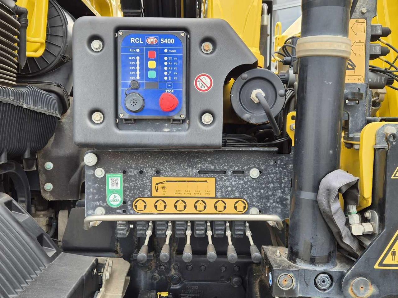 MAN TGS 18.430 4x4 BL Kran HMF 1130K-RCS Funk AHK en leasing occasion MAN TGS 18.430 4x4 BL Kran HMF 1130K-RCS Funk AHK: photos 11